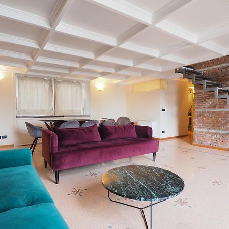 Unique Duomo Luxury Property ミラノ エクステリア 写真