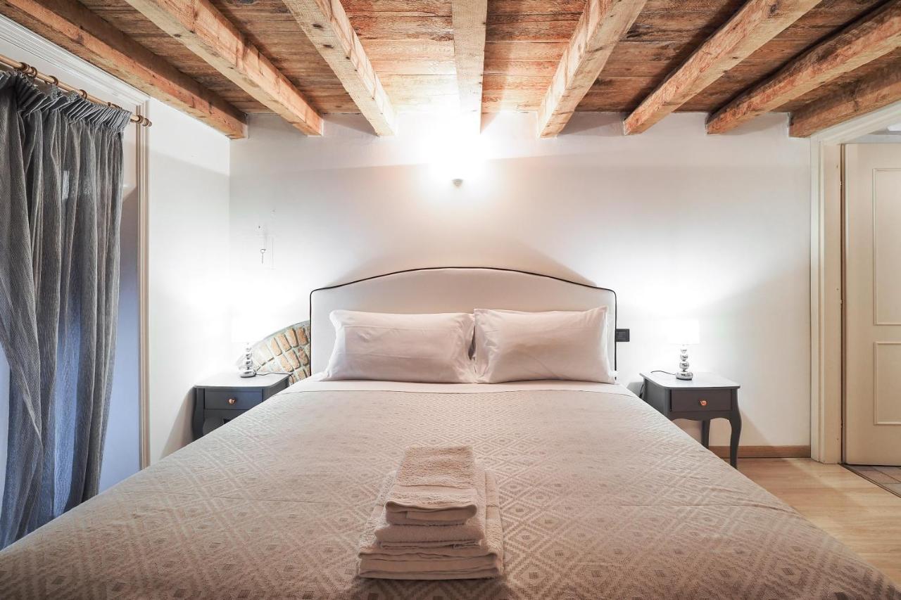 Unique Duomo Luxury Property ミラノ エクステリア 写真