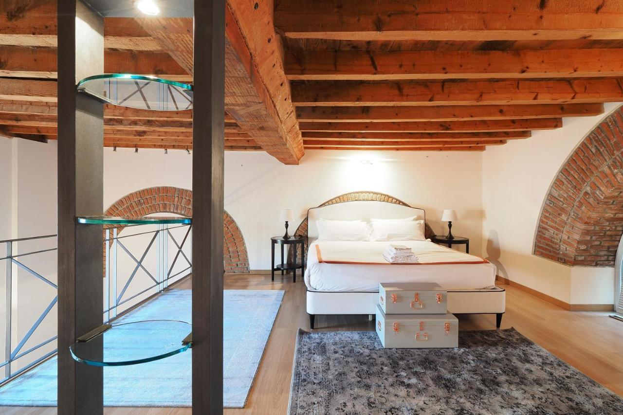 Unique Duomo Luxury Property ミラノ エクステリア 写真