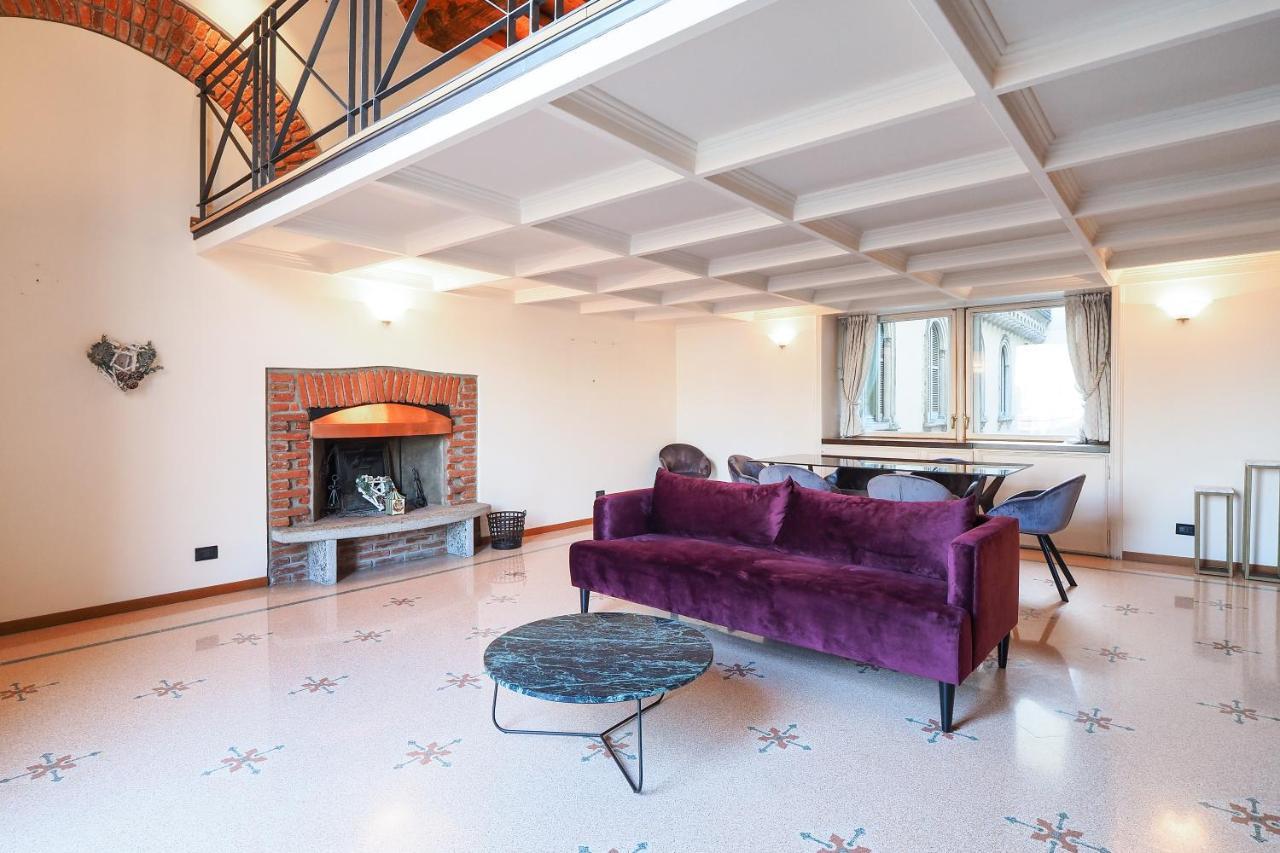 Unique Duomo Luxury Property ミラノ エクステリア 写真