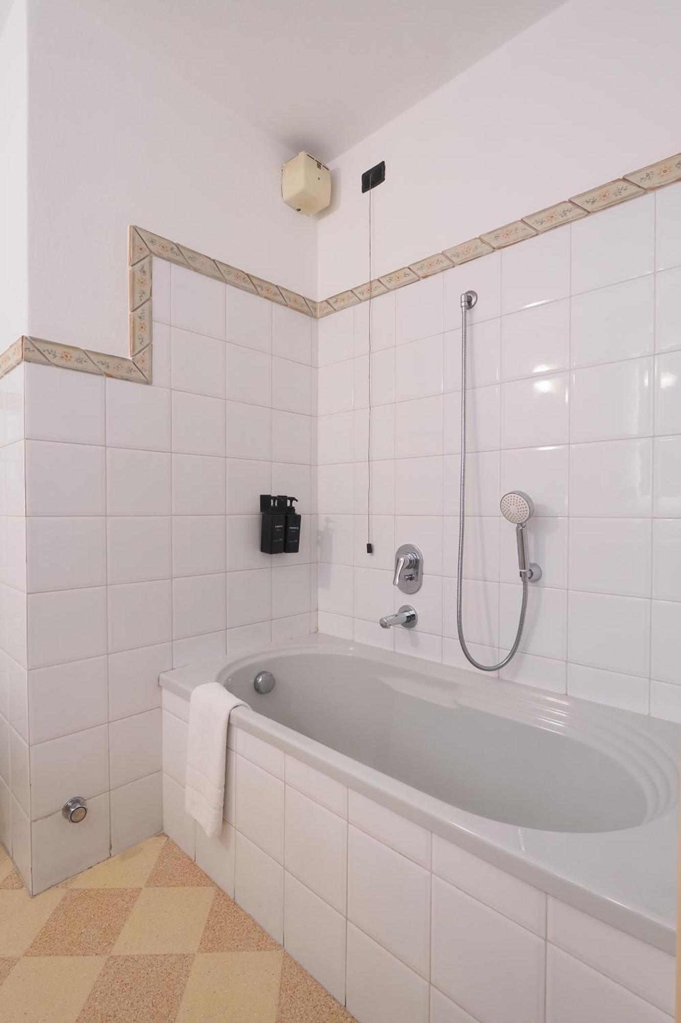 Unique Duomo Luxury Property ミラノ エクステリア 写真