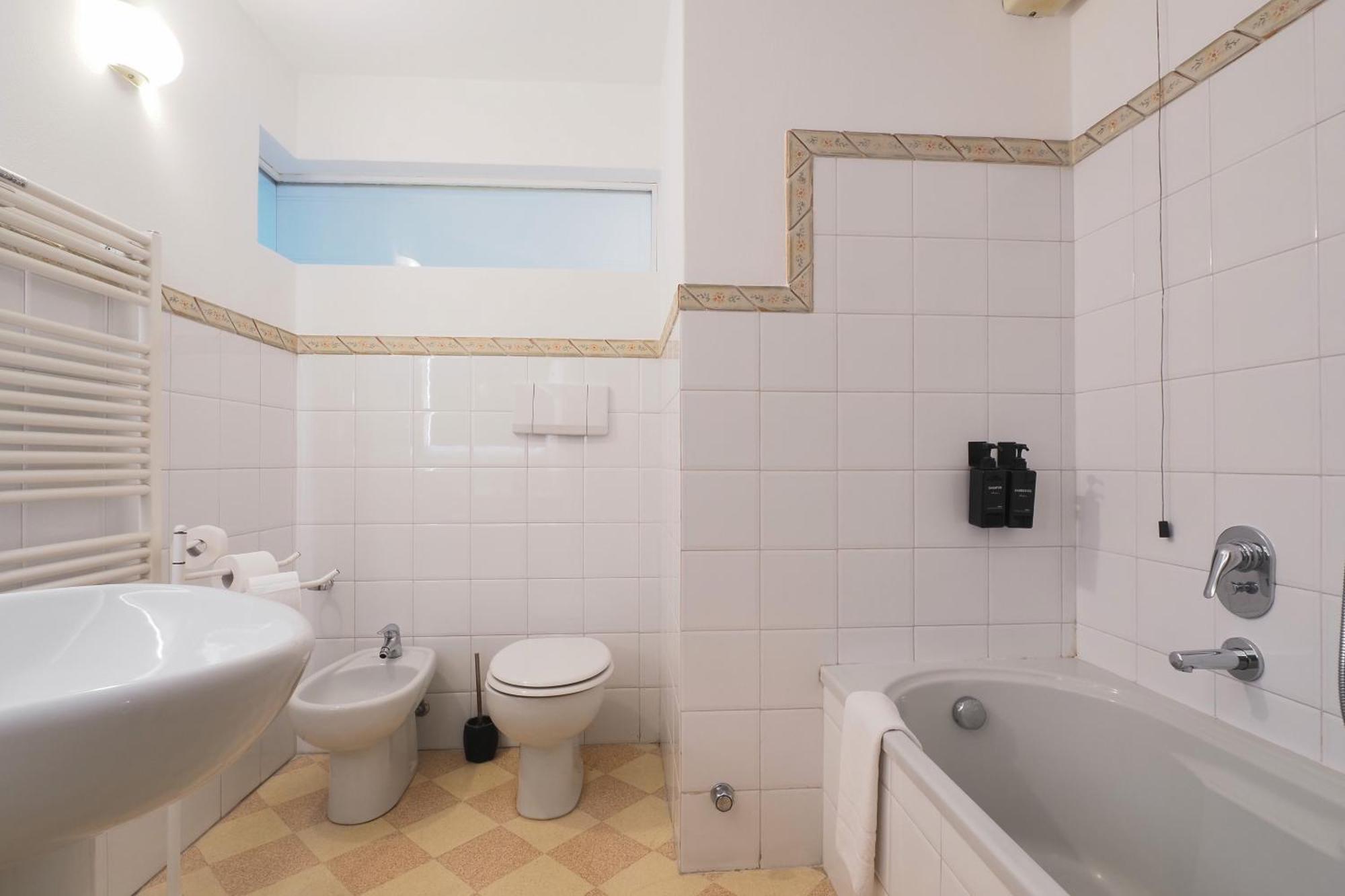 Unique Duomo Luxury Property ミラノ エクステリア 写真